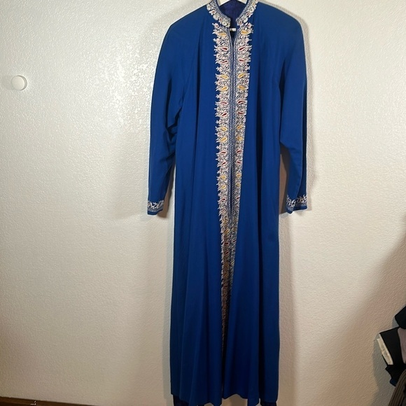 Vintage 1970s 1/2 Zip Paisley Embroidered Kaftan - Picture 1 of 10